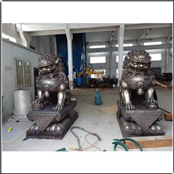 寺院狮子雕塑