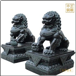故宫铜狮子雕塑图片