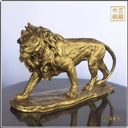 小型铜狮子雕塑摆件