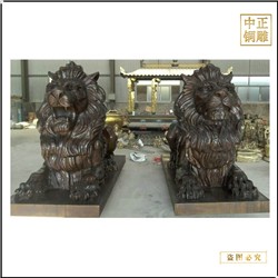 具有独特文化的铜狮子雕塑