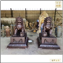 铜狮子雕塑在家居中有什么作用