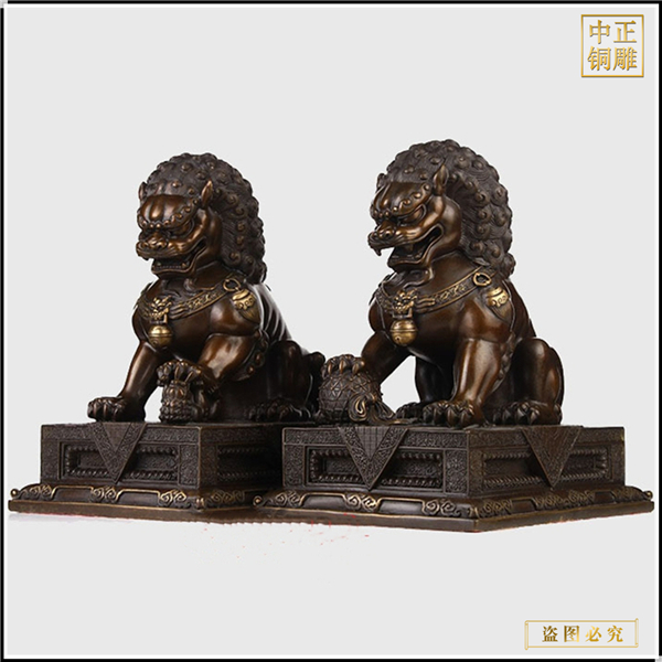 富有神秘色彩的铜狮子雕塑(图4) 1-24041610205EB.jpg